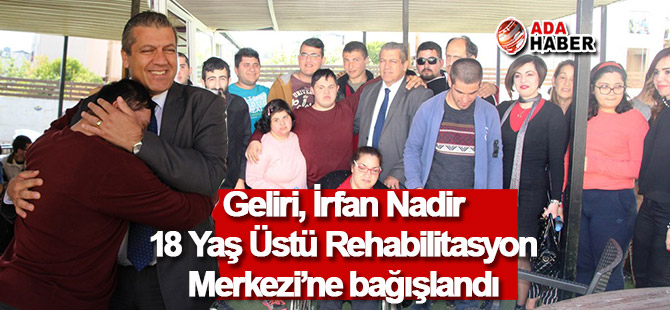 Mağusa Belediyesi sanatçılara plaket verdi