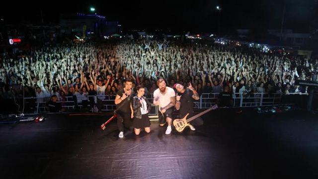 Model GAÜ sahnesinde dinleyicileri ile buluştu