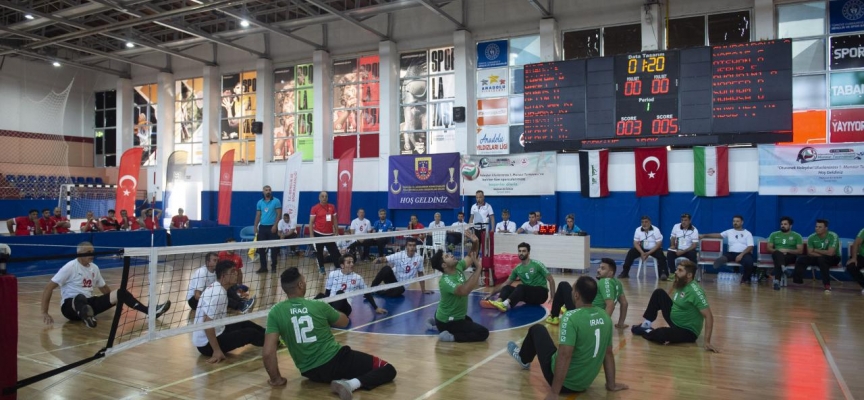 Tunceli'de "Oturarak Voleybol Uluslararası 1. Munzur Turnuvası" başladı