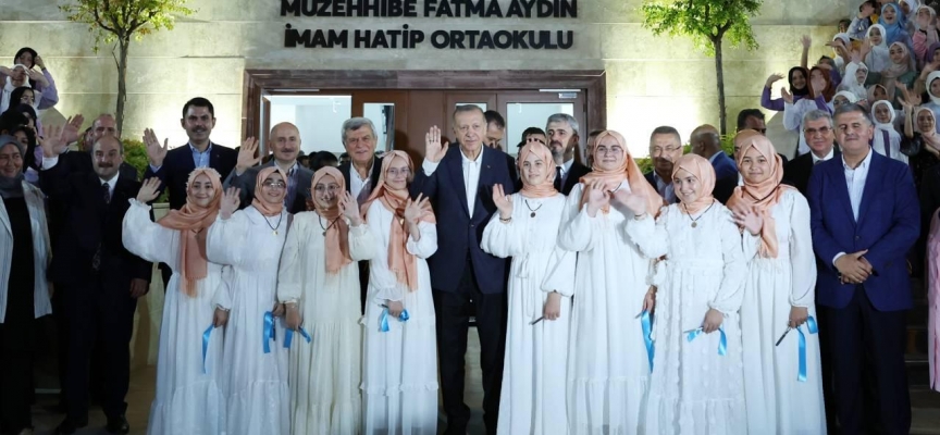 Cumhurbaşkanı Erdoğan, Kocaeli'de okul açılışına katıldı