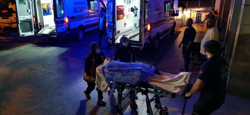 Zonguldak'ta bir kişi tartıştığı komşularını bıçakladı: 1 ölü, 1 yaralı