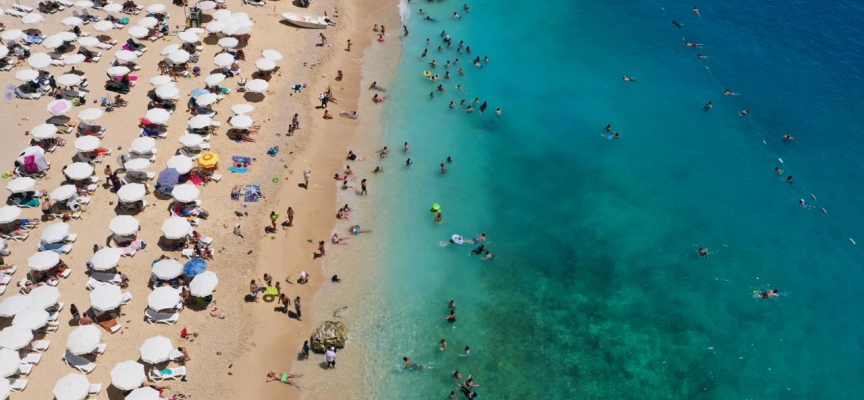 Bir yanda sel diğer yanda sıcak hava