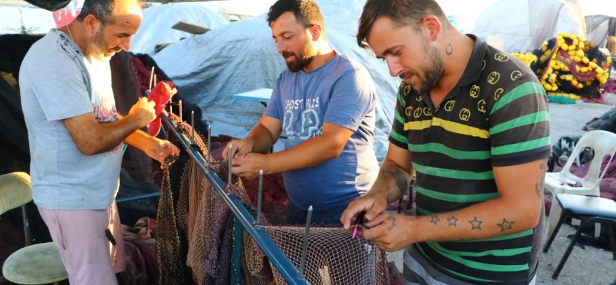 Tekirdağlı balıkçılar av sezonuna hazırlanıyor