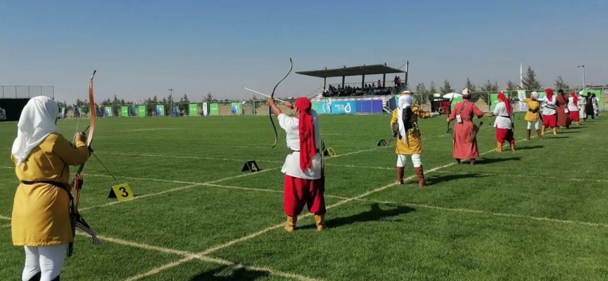 Geleneksel okçulukta milli sporcular 3 madalya kazandı