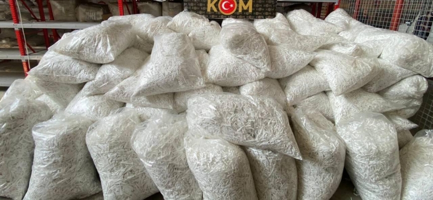 Adana'da 19 milyon makaron ele geçirildi