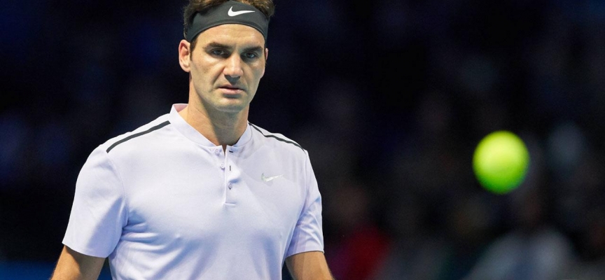 Roger Federer kortlara veda ediyor