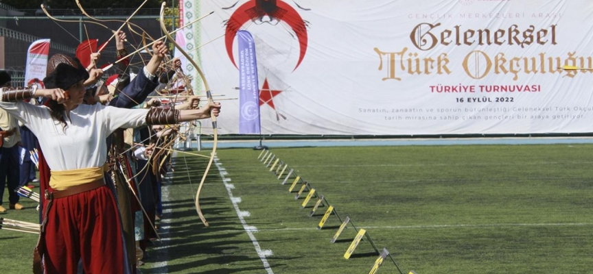 Gençlik Merkezleri Arası Geleneksel Türk Okçuluğu Turnuvası düzenlendi