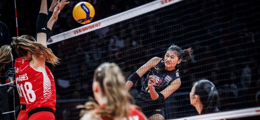 Filenin Sultanları ilk maçta üzdü