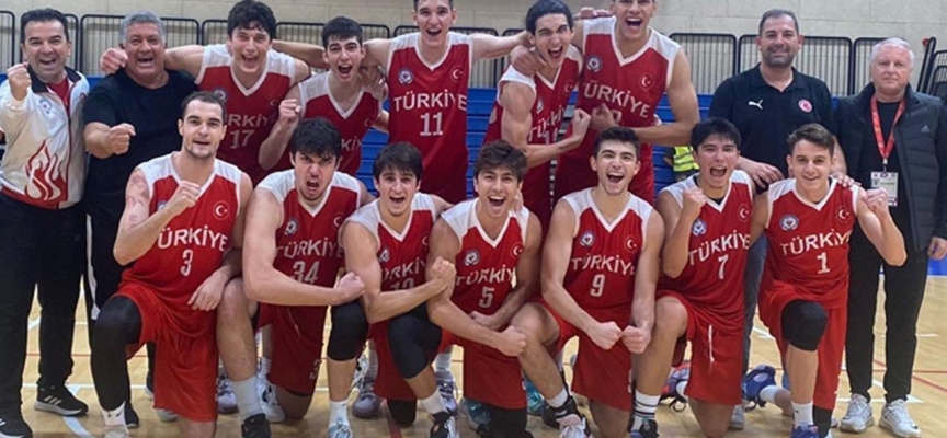 Dünya Liseler Basketbol Şampiyonası’nda dünya 2'nciliği ve 7'nciliği Türkiye’nin