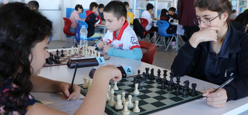 "Cumhuriyet Satranç Turnuvası" Erzurum'da başladı