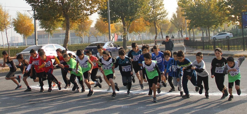 Kayseri'de "Atatürk'ü Anma Koşusu" düzenlendi