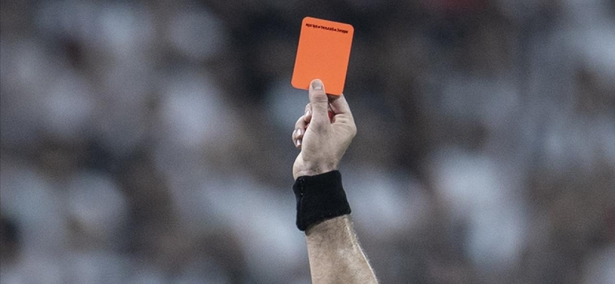 1970 Dünya Kupası'nda ilk kez kırmızı kart uygulaması yer aldı