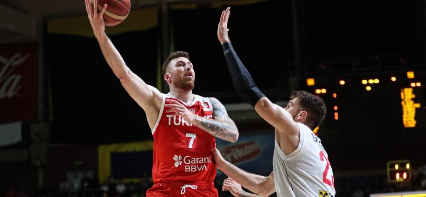 A Milli Erkek Basketbol Takımı Dünya Kupası'na katılma şansını yitirdi