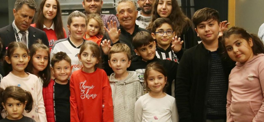 Ahmet Nur Çebi şehit aileleriyle buluştu