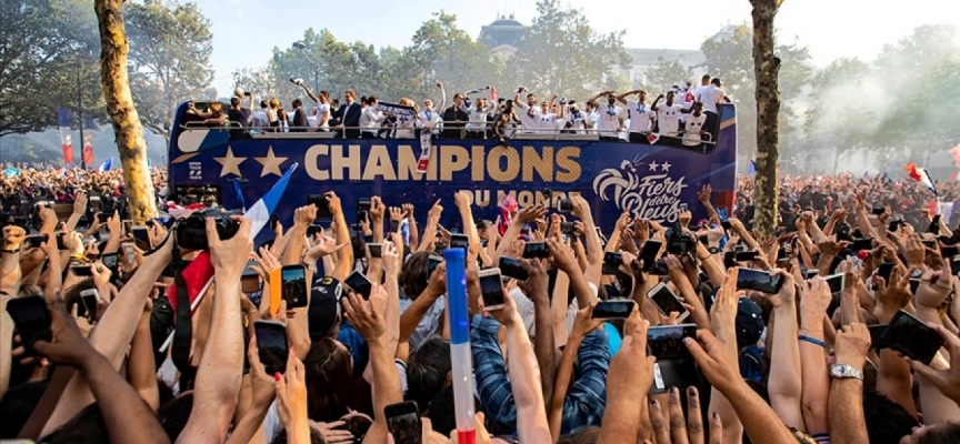 Dünya Kupası'nda şampiyonluk yolu yerli teknik adamdan geçiyor