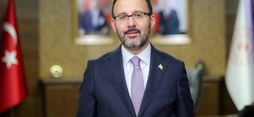 Bakan Kasapoğlu'ndan madalya alan milli tekvandocular için tebrik mesajı