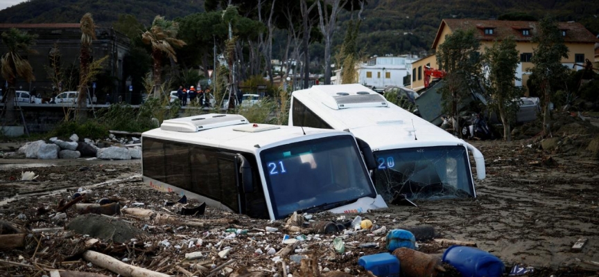 İtalya'nın Ischia Adası'ndaki heyelanın ardından 7 cesede ulaşıldı