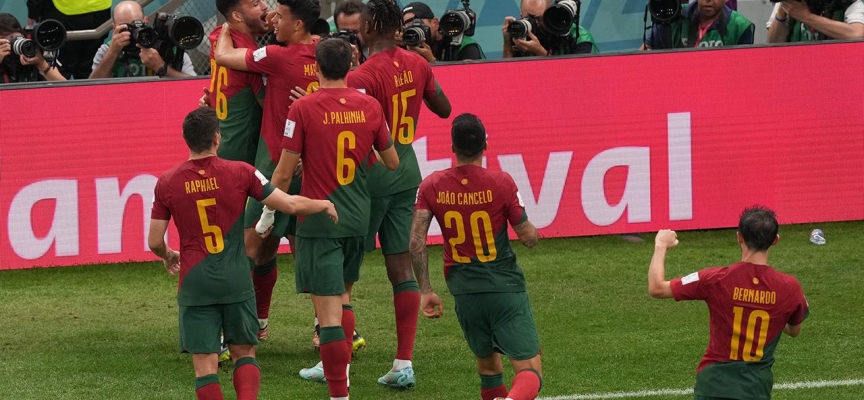 Fernandes Portekiz'i son 16 turuna taşıdı