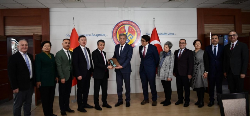 Kırgız Cumhuriyeti Bakanlar Kurulu Başkan Yardımcısı Baysalov: Manas Üniversitesi Kırgızistan için büyük şans