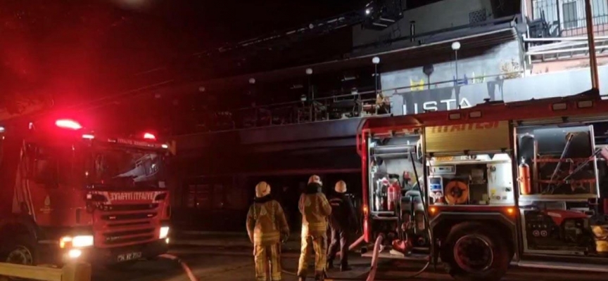 Kadıköy'de iş yerinde çıkan yangın söndürüldü