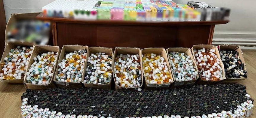 Sirkeci'de kaçak elektronik sigara operasyonu