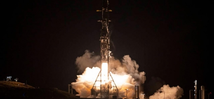 Kuveyt ilk uydusunu uzaya fırlattı