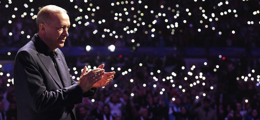 Cumhurbaşkanı Erdoğan: Gençlerimizle Türkiye Yüzyılı'na yürüyoruz