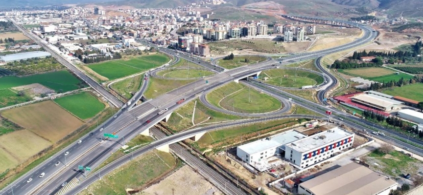 İzmir'e son 20 yılda 112,9 milyar liralık ulaşım ve iletişim yatırımı yapıldı
