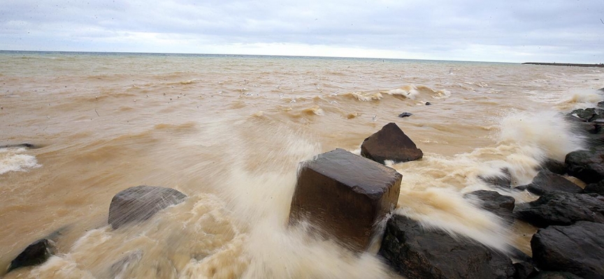 Karadeniz için kar ve fırtına uyarısı