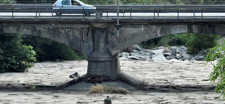 İtalya'da milyonlarca kişi kuraklık nedeniyle sularının kesilmesi riskiyle karşı karşıya