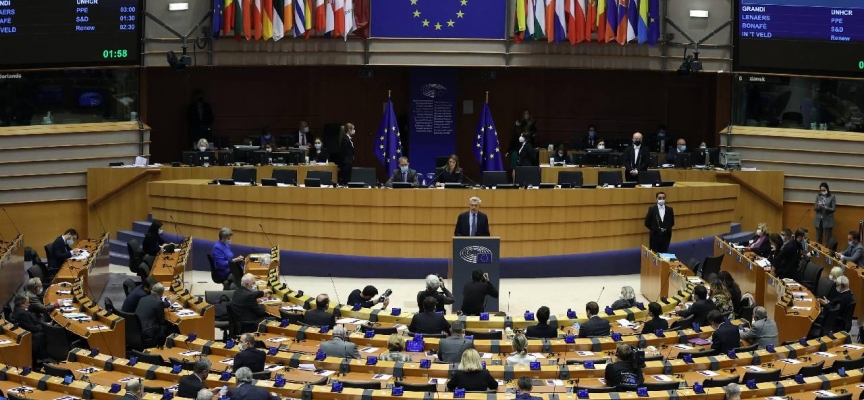 AP bağlantılı yolsuzluk soruşturmasında bir kişi serbest bırakıldı