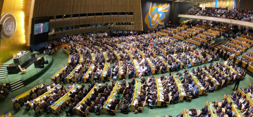 BM, Rusya'ya Ukrayna'dan çekilme çağrısında bulunan karar tasarısını kabul etti