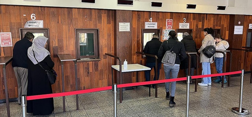 Gümrük kapılarındaki oy verme işlemine ilişkin genelge Resmi Gazete'de