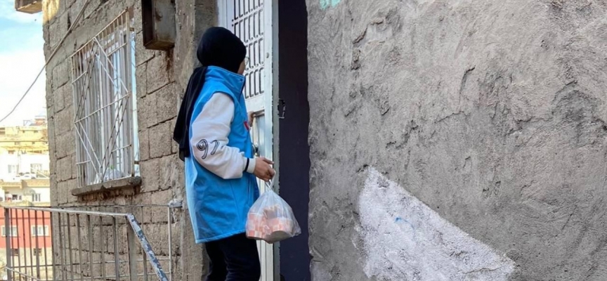 Siirt Belediyesinden her gün 147 aileye sıcak yemek hizmeti