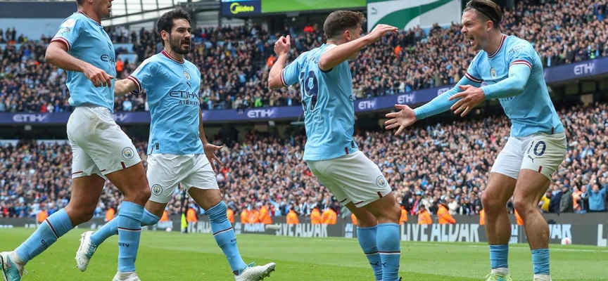 Manchester City Liverpool'u farklı geçti