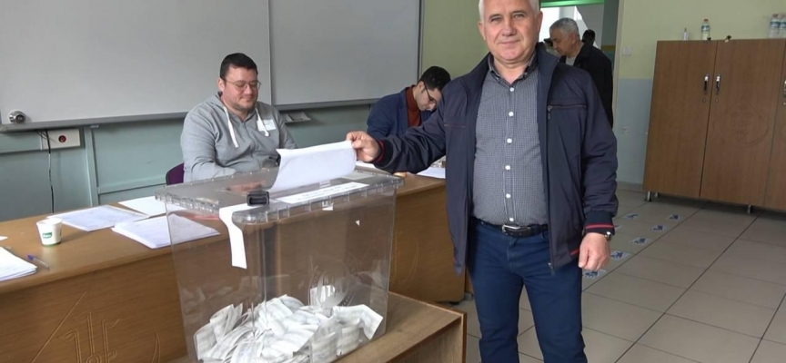 Yalova’daki çifte vatandaşlar Bulgaristan seçimleri için sandık başında