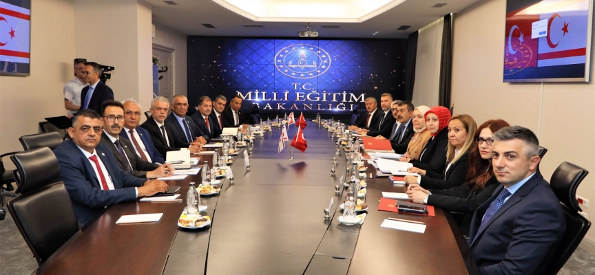 Çavuşoğlu, Ankara’da TC Milli Eğitim Bakanı Tekin ile görüştü