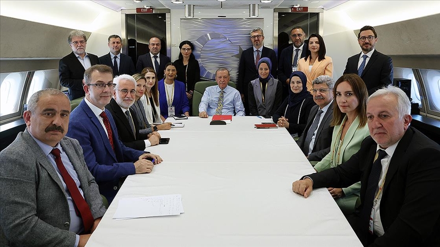 TC Cumhurbaşkanı Erdoğan:Yaptığımız çalışmalarla TDT’de Kuzey Kıbrıs artık bir gözlemci üye olarak yerini aldı