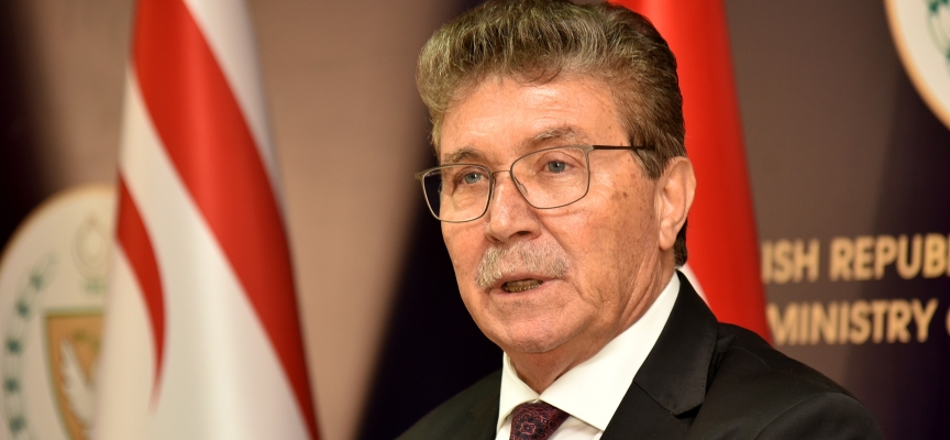 Narkotik polislerine plaket.. Başbakan Üstel: “Polisin daha verimli olması için elimizden gelen gayreti göstereceğiz”