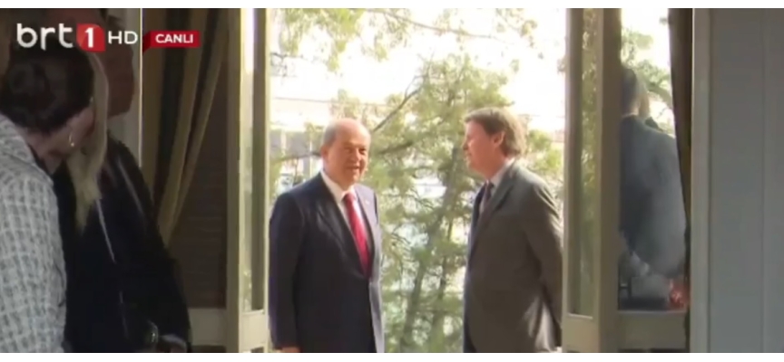 Liderlerin ara bölgedeki görüşmesi başladı