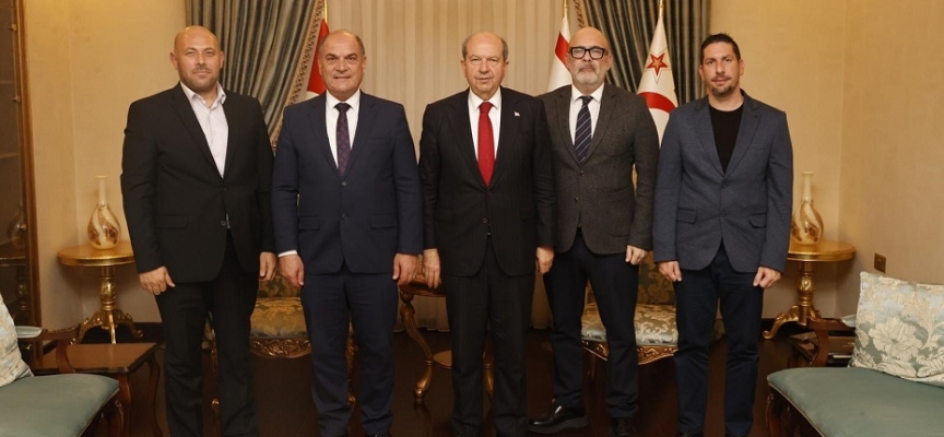 Cumhurbaşkanı Ersin Tatar, Değirmenlik-Akıncılar Belediye Başkanı ve beraberindekileri kabul etti