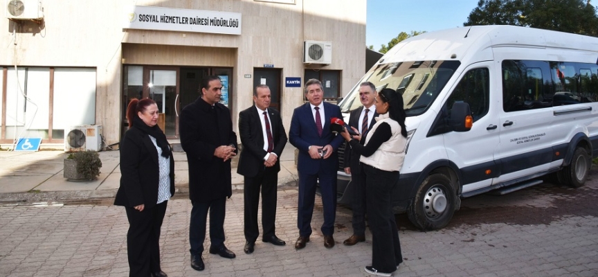Koopbank, Sosyal Hizmetler Dairesi’ne araç bağışladı