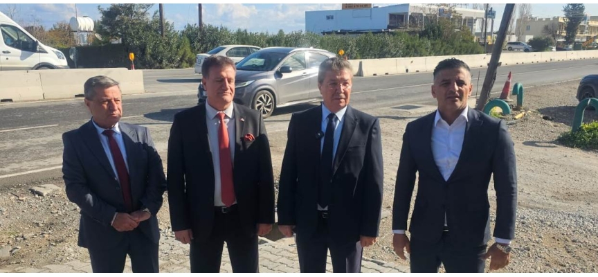 Üstel, Arıklı ve Ataser, yol ve kavşak düzenlemesi hakkındaki iddiaları yanıtladı