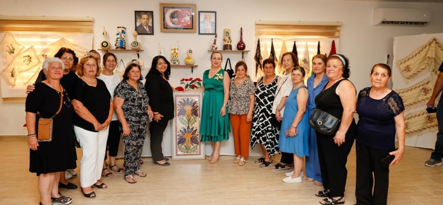 Cumhurbaşkanı Ersin Tatar’ın eşi Sibel Tatar, Ergazi-Kilitkaya Köy Kadın Kursu Yılsonu Sergisi’nin açılışını gerçekleştirdi