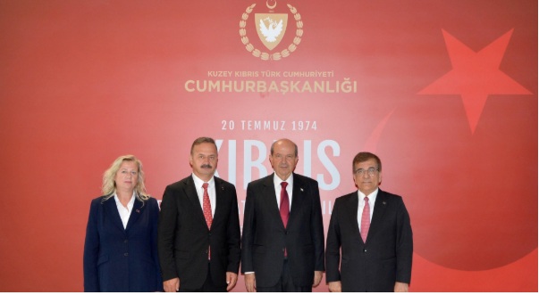 Cumhurbaşkanı Tatar, Anahtar Parti Heyetini kabul etti