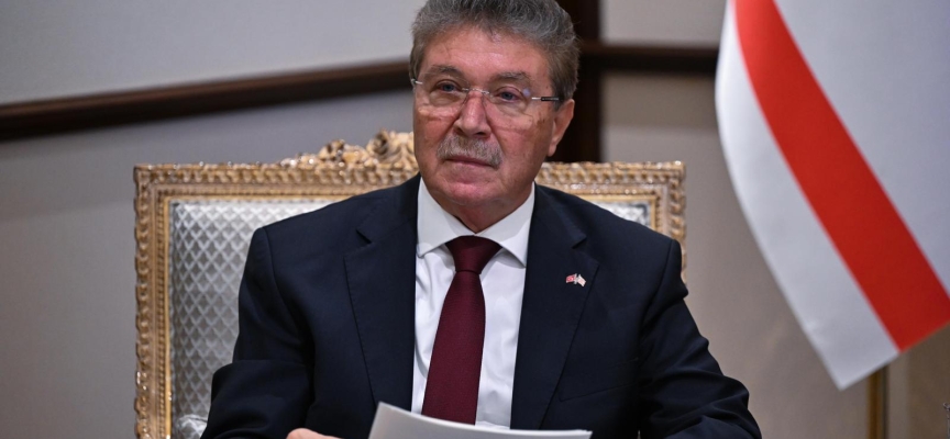 Baṣbakan Üstel:Kişilik haklarına saldırı, düşünce ya da medya özgürlüğü değildir