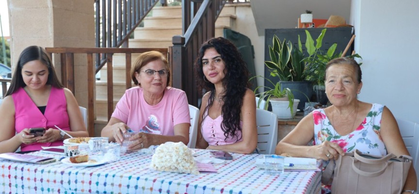 İskele Belediyesi ‘Pembe Giy Gel’ etkinliğine ev sahipliği yaptı