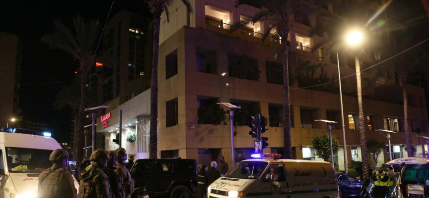 İsrail Lübnan’da bir otele saldırdı: Ölü ve yaralılar var