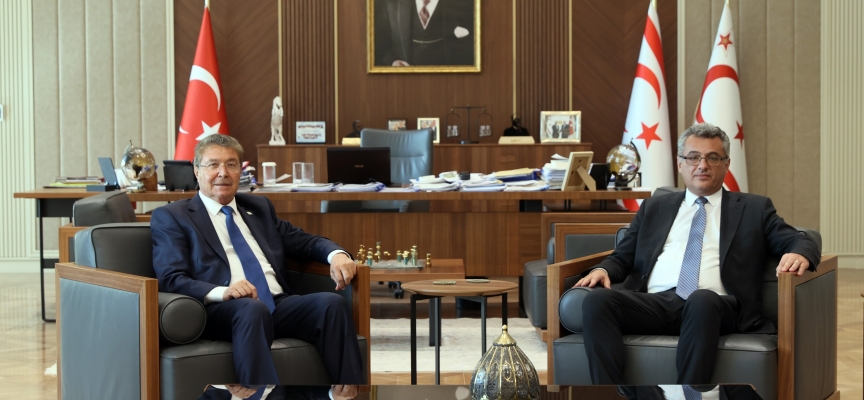 Cumhurbaşkanı Tufan Erhürman, Başbakan Ünal Üstel’i kabul etti