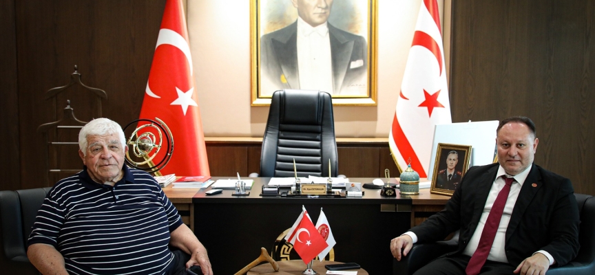 Öztürkler: Tarih alanındaki çalışmaların kurumsal bir çatı altında yürütülmesi ülkeye önemli katkılar sağlayacaktır
